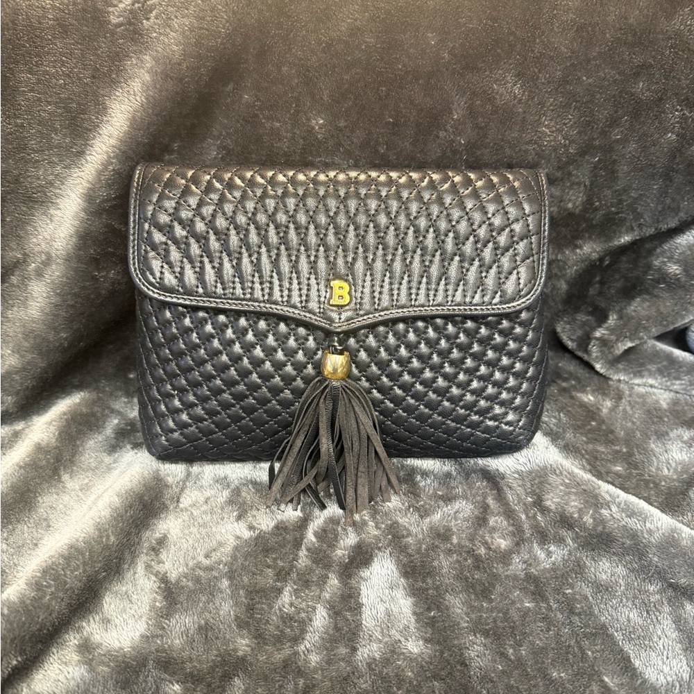 Elegant Bally Black Quilted Chain Bag - Picture 3 of 12